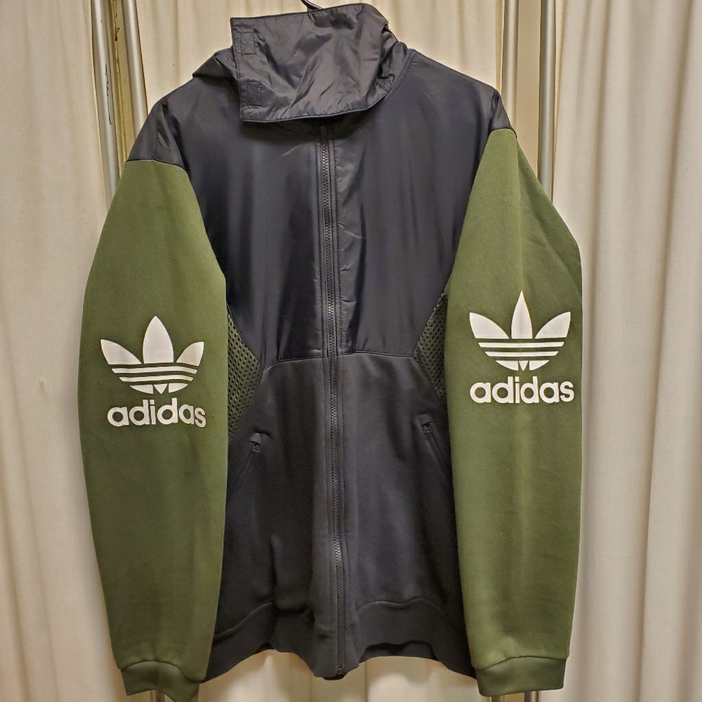 🌦 Adidas Jacket